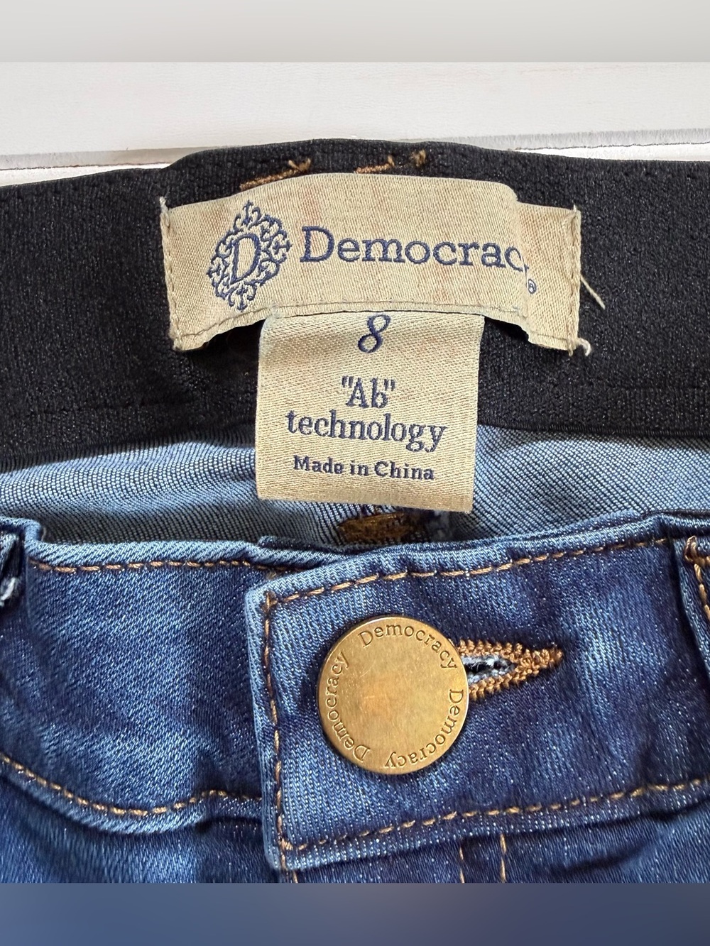 Democracy Ab Technology Bootcut High Rise Denim Jeans Women’s Size 8 - Picture 4 of 12